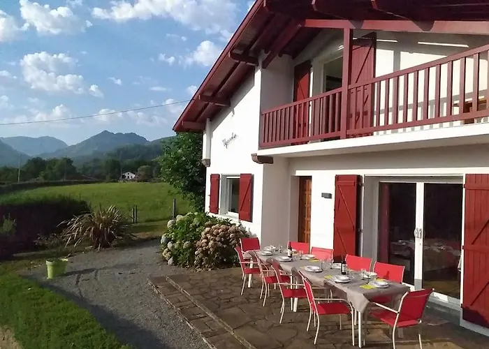 Gite Individuel Au Pays Basque A 1,5Km De St-Jean-Pied-De-Port